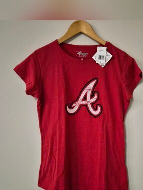 G-III 4her By Carl Banks Women's Red Atlanta Braves Logo Tee